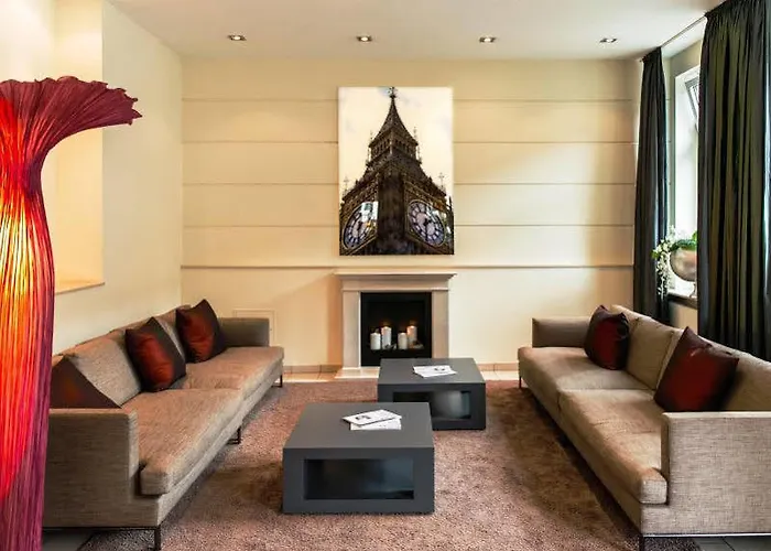 Hamburger Hof Hotell 3*