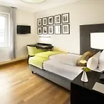 Hamburger Hof Szálloda 3*