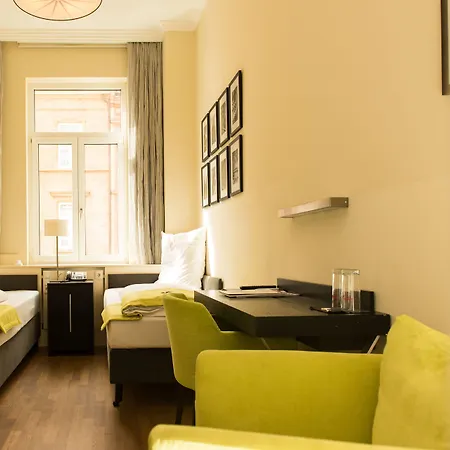 Hamburger Hof 3* Frankfurt nad Menem