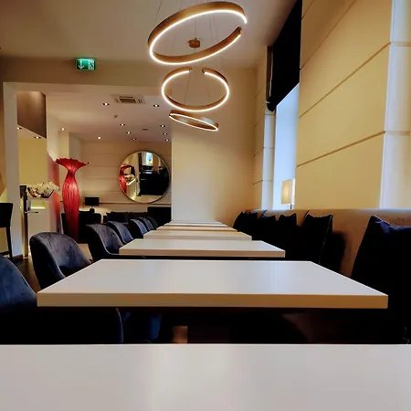 Hamburger Hof 3* Frankfurt nad Mohanem