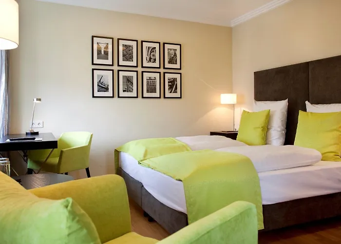 Hotel Hamburger Hof 3*