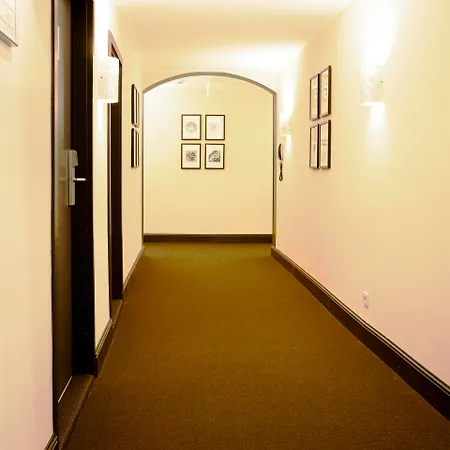 Hamburger Hof 3*
