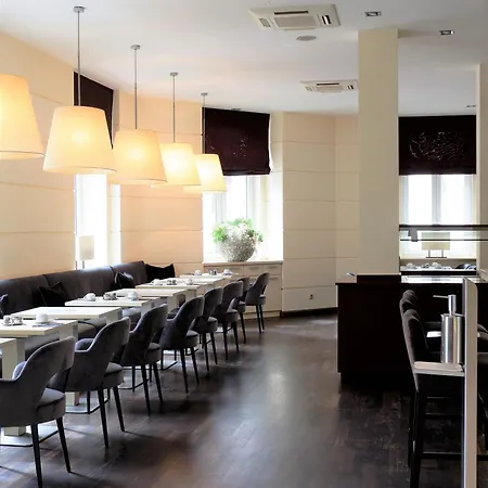 Hamburger Hof 3* Frankfurt am Main