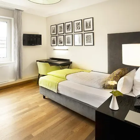 Hamburger Hof Hotel 3*