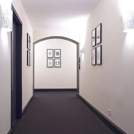 Hamburger Hof Hotel 3*